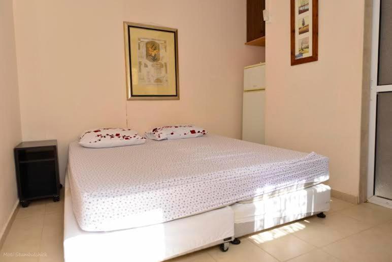 Ein Gedi Rooms Neve Zohar Buitenkant foto